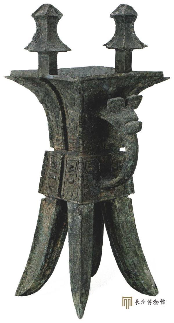 婦好墓出土文物長(zhǎng)沙展出，呈現(xiàn)殷商王后允文允武一生