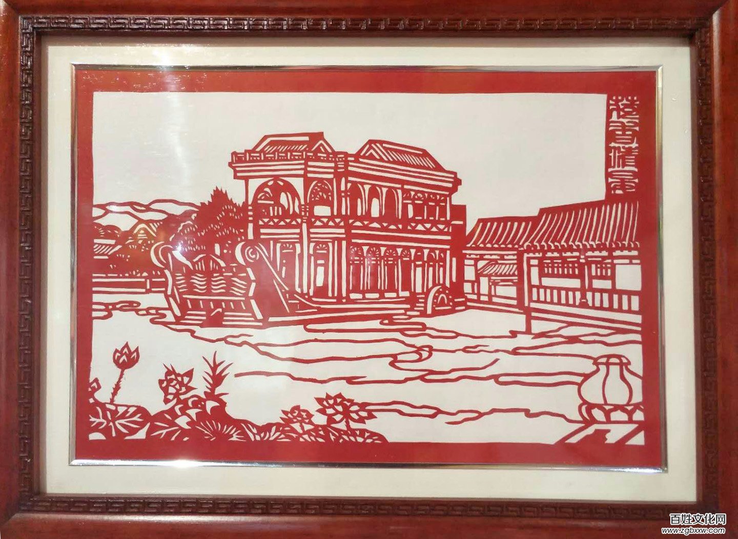 著名紙雕藝術(shù)家劉喜成亮相中國(guó)航空節(jié)