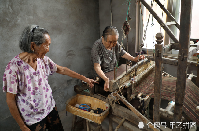 安陽(yáng)八旬老人織布70載 每次說(shuō)起過(guò)去都淚流滿面