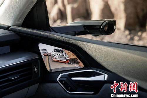 奧迪e-tron的虛擬后視鏡和成像顯示屏 奧迪e-tron的虛擬后視鏡和成像顯示屏