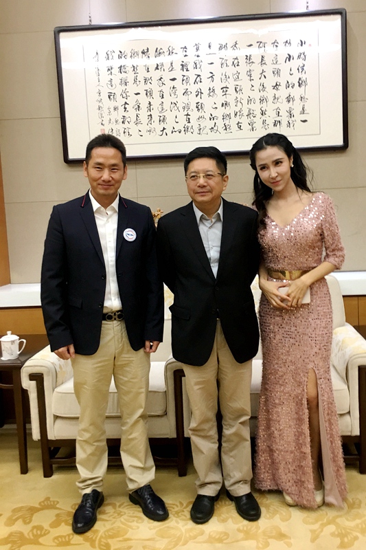 　鄭云亮相海峽兩岸“大陸行”聯(lián)合報道活動 電影《站??！小偷》倍受期待