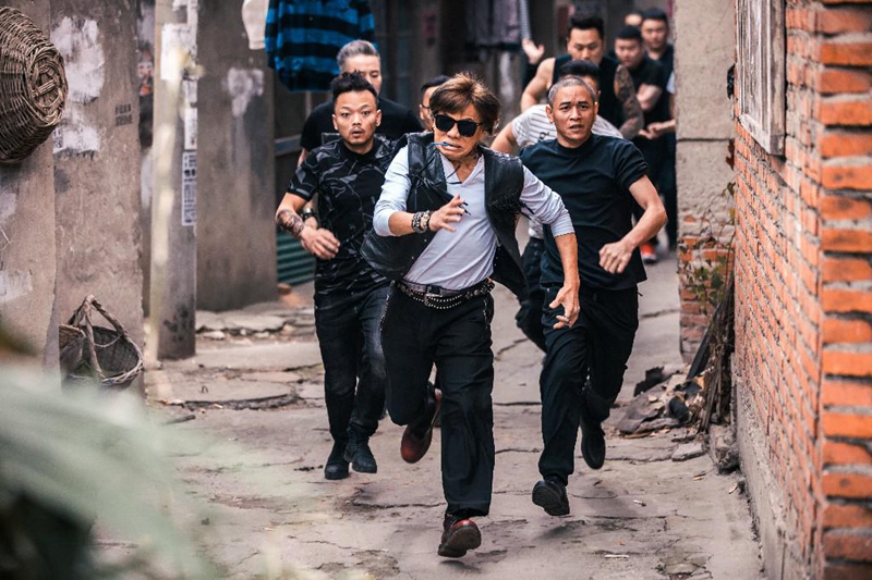 電影《站??！小偷》上映在即  鄭云尤勇梁小龍吳啟華開啟奔跑模式