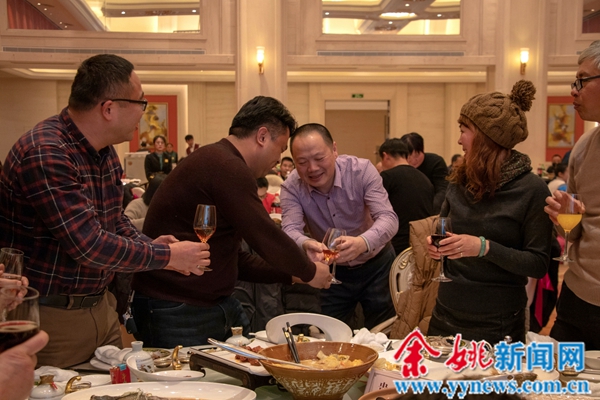 余姚市馳宇機械有限公司舉行迎新春答謝晚會