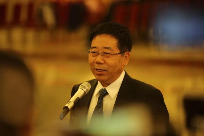 教育部長(zhǎng)：傳統(tǒng)文化進(jìn)校園，是中國(guó)人的首要任務(wù)