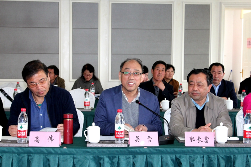 鄉(xiāng)情釀酒醉故人暨蒼山牧云（潘成稷）作品研討會(huì)在懷遠(yuǎn)縣舉行