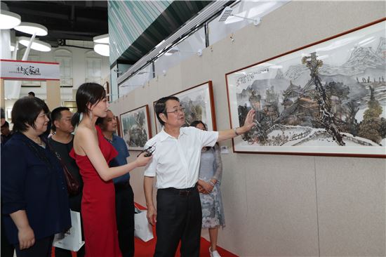 2019黃格勝壯美家園國(guó)畫展暨藝術(shù)成就論壇在京舉行