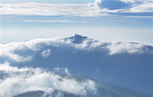 “清涼佛國”五臺山東臺望海寺