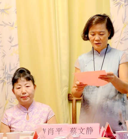 蔡文靜長篇小說《戲說銀行故事》、劇本《陽光正燦爛》座談會在京舉辦
