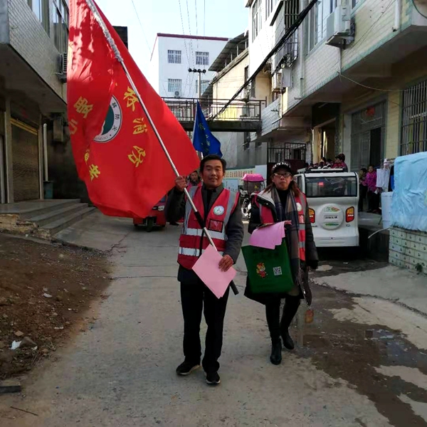 “風(fēng)風(fēng)火火闖九州” ——記安徽宿松程嶺鄉(xiāng)阿紅養(yǎng)殖法人代表石愛(ài)紅