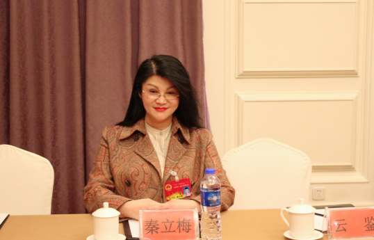 呼和浩特市玉泉區(qū)人大代表秦立梅:為民發(fā)聲訪民生 履職盡責促發(fā)展