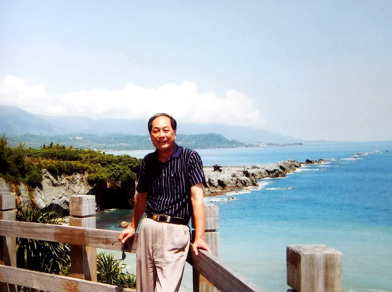誰(shuí)破譯了施耐庵密碼？ （報(bào)告文學(xué)）