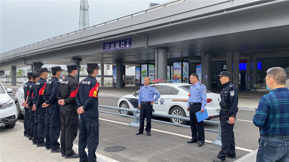 五一我在崗丨致敬！向每一位在勞動(dòng)節(jié)堅(jiān)守崗位的人民警察
