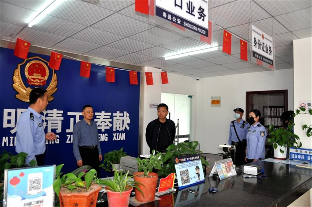 五一我在崗丨致敬！向每一位在勞動(dòng)節(jié)堅(jiān)守崗位的人民警察