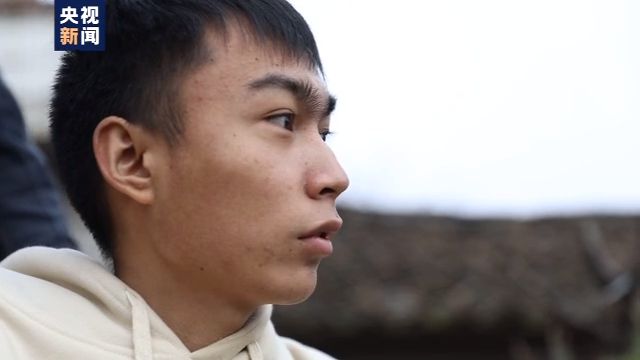 僅手指能動！18歲山村病殘青年如何逆襲成電競主播？