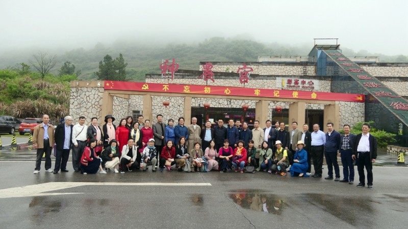中國(guó)文藝名家“品讀大美贛鄱 放歌萬(wàn)年石鎮(zhèn)”采風(fēng)系列活動(dòng)成功舉辦