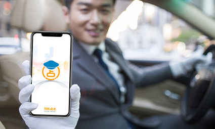 網(wǎng)約車司機(jī)：只要醒著就是在搶單、跑單