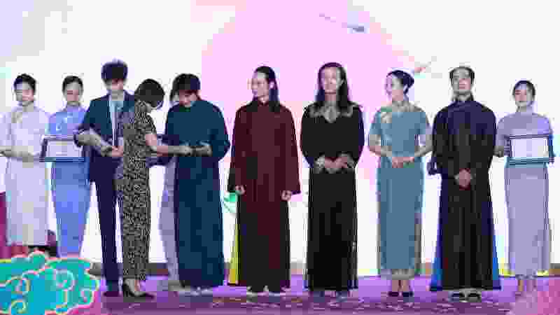 中國經(jīng)典旗袍文化雅集暨2021頒獎盛典圓滿舉辦