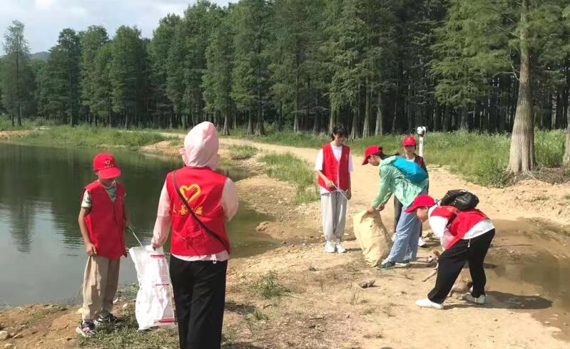 余姚眾善公益：愛護紅色景區(qū)  開啟研學之旅