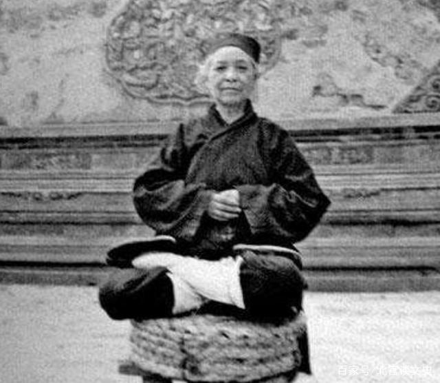 武當?shù)拦美钫\玉：活到118歲，晚年生黑發(fā)長新牙，臨終留下三個字