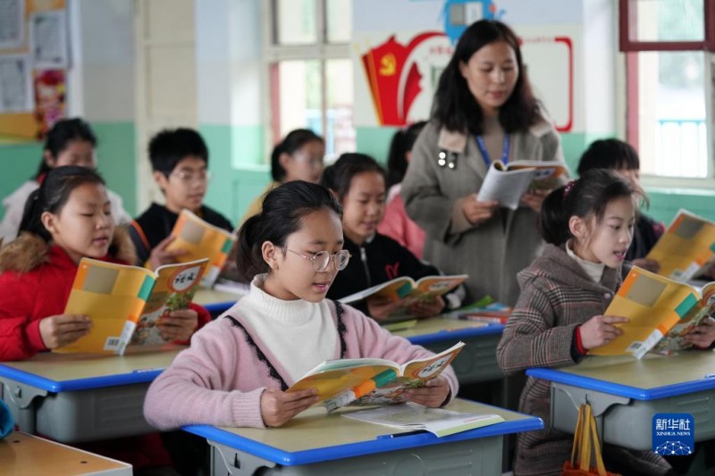 探訪山西稷山吳璧小學安置點