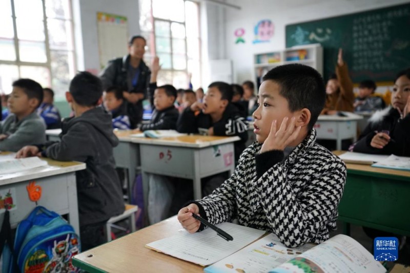 探訪山西稷山吳璧小學安置點