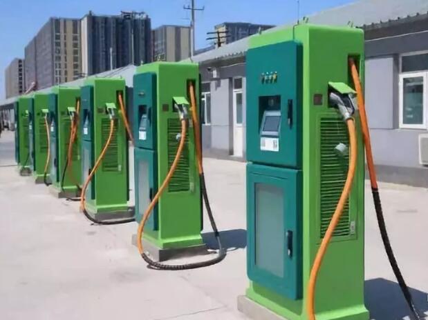 充電樁“有人建、沒人管”？你的新能源車充電方便嗎