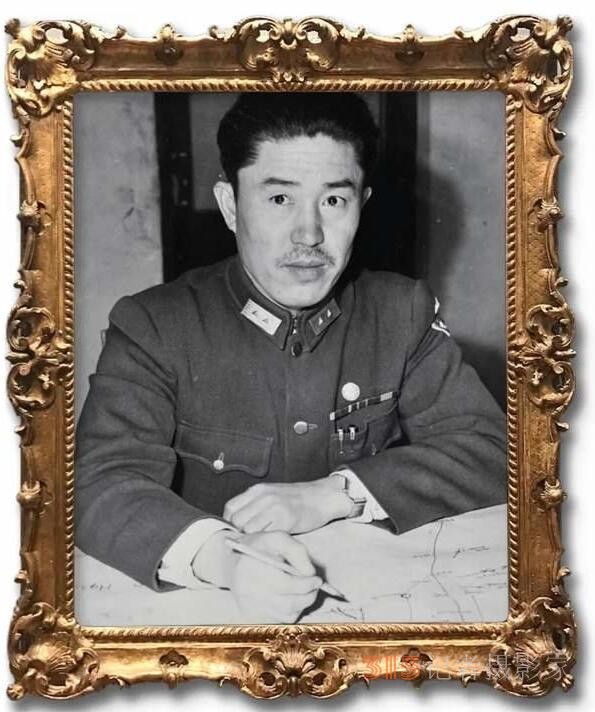 軍旅書法家王成志同志應(yīng)囑為抗戰(zhàn)名將鄭洞國學校題寫教學樓名
