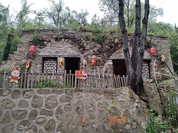 錯峰出游打卡太原古縣城及蒙山大佛
