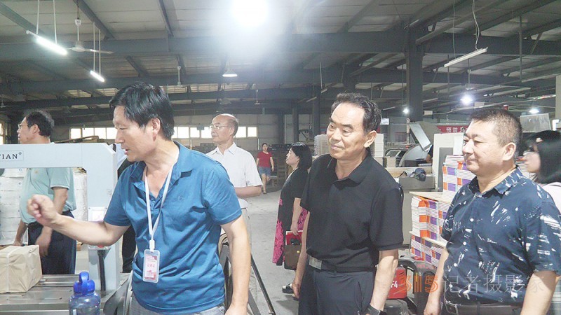 “肝膽相照”正念杯中國文藝名家文學書畫攝影青州采風創(chuàng)作論壇暨頒獎活動成功舉辦