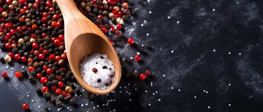 你真的會(huì)減鹽嗎？家庭必備減鹽技巧，趕緊用起來(lái)