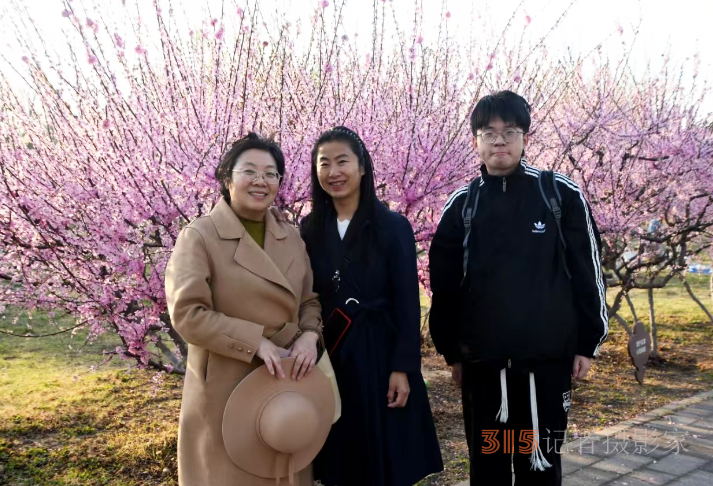 樂訂坊成功舉辦“花香上巳節(jié)，春騁老君堂”非遺漂漆體驗賞花拍攝活動