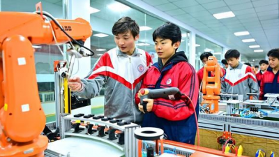 職校生：畢業(yè)后，這樣成為“能工巧匠”……