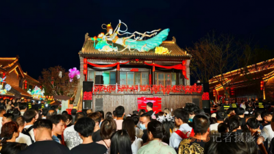 洛邑古城夜未央，漢服華彩映華光