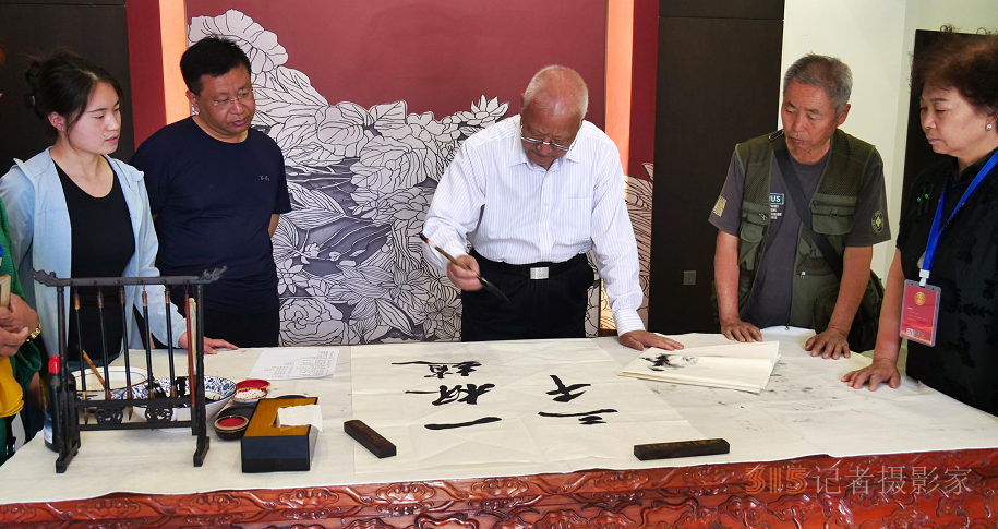 “品讀千年古都，放歌趙王集團(tuán)” 中國文藝名家走進(jìn)河北邯鄲采風(fēng)系列活動成功舉辦
