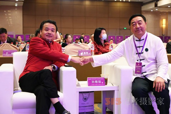 傳承文化精髓 助力百姓生活——記五行能量導(dǎo)師孫暟駿 傳承文化精髓 助力百姓生活——記五行能量導(dǎo)師孫暟駿